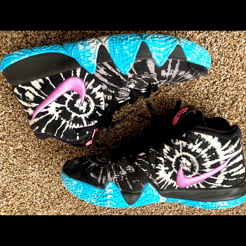 Nike Kyrie 4 All-star youth tie-dye black